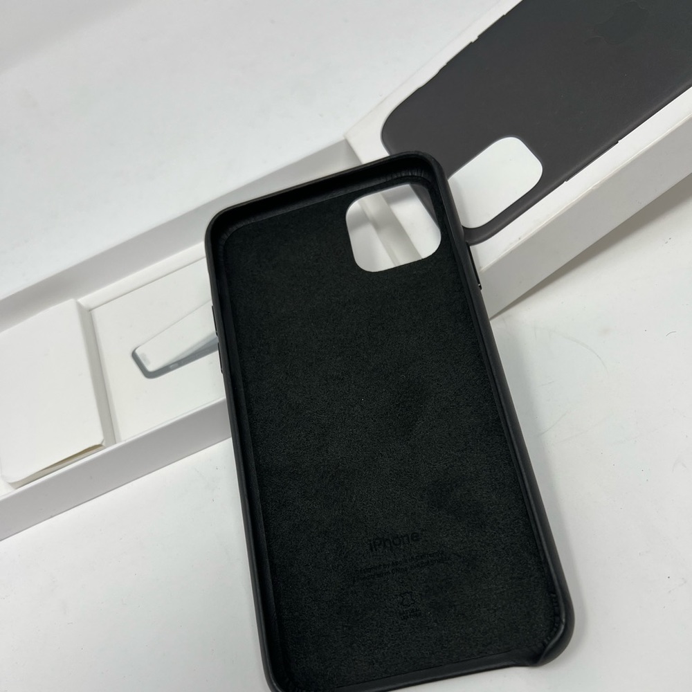 Apple iPhone 11 Pro Max Leather